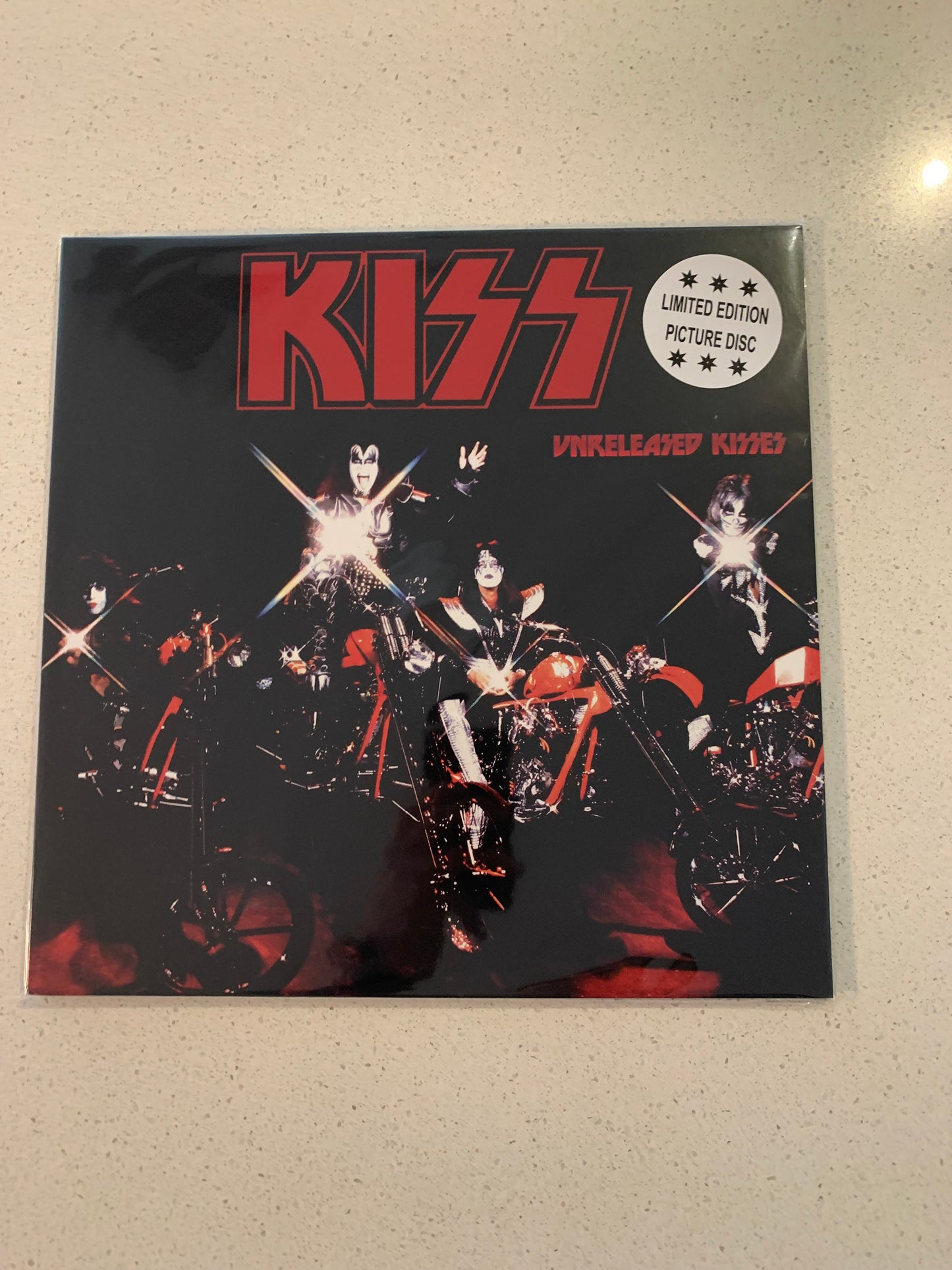 UNRELEASED KISSES