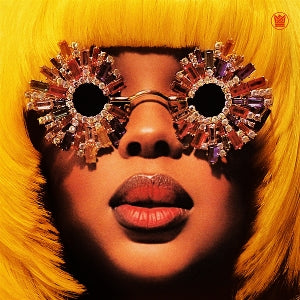 LADY WRAY - COVER GIRL
